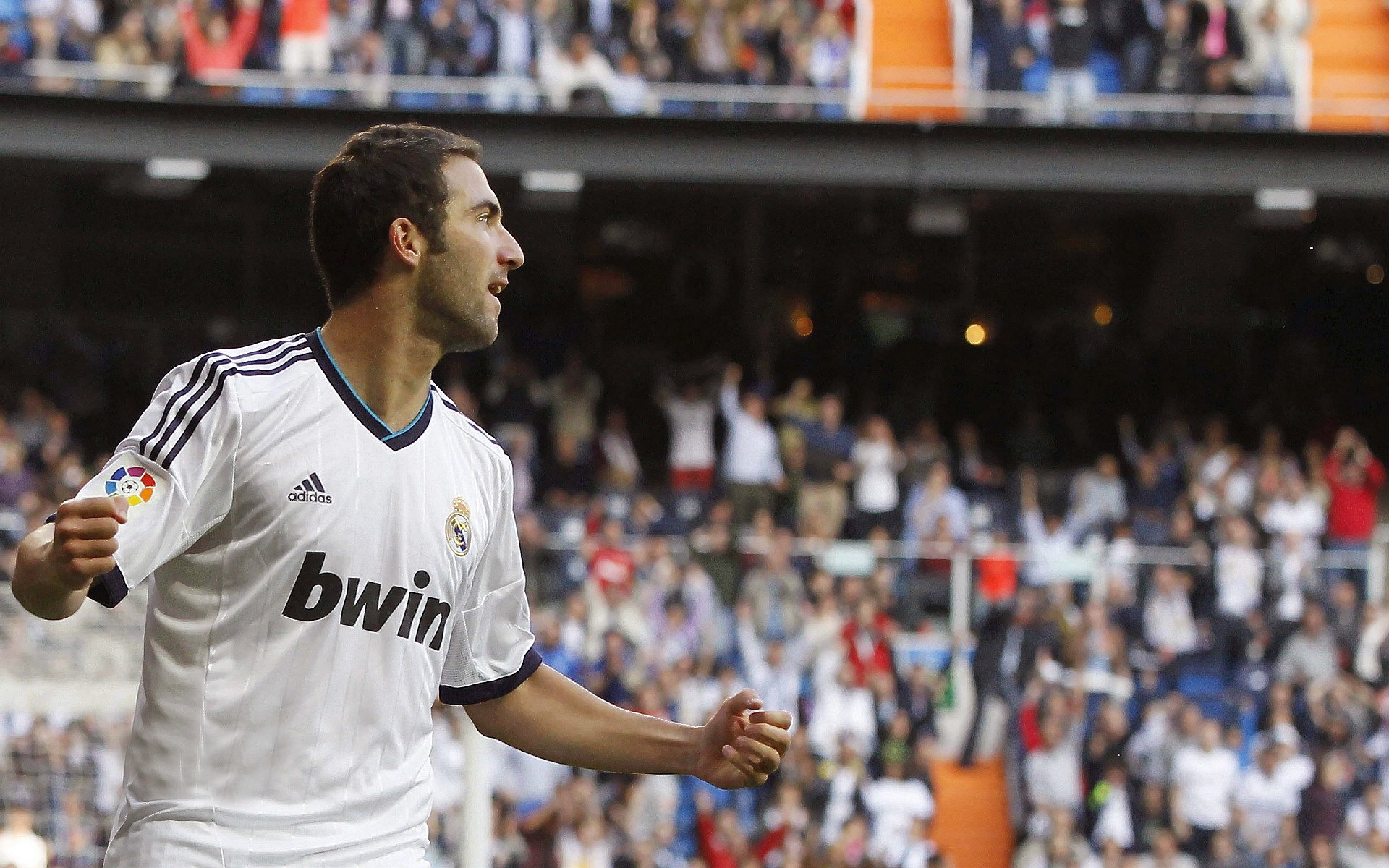 新赛季战术风格大调整多名替补获得上场机会，新赛季对战资料